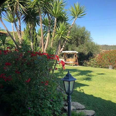Casale Farnesiana 3* Tarquinia